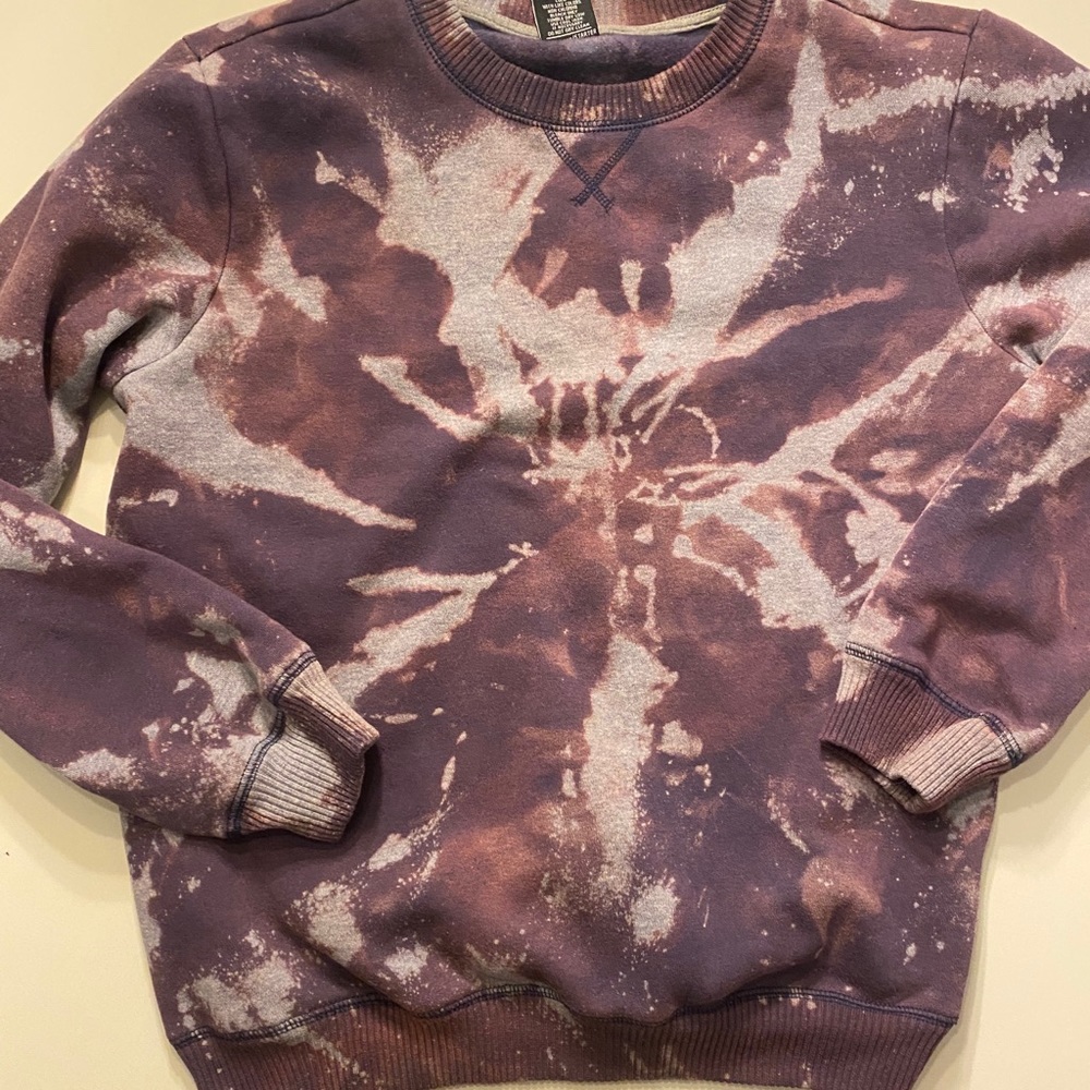 Pink and purple crewneck sweatshirt
